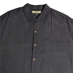 Tommy Bahama Silk Shirt Large Black Camp Short Sleeve Coconut Button Up Woven